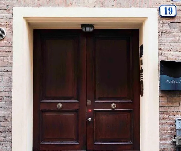 Old Town - Boutique 4* Modena